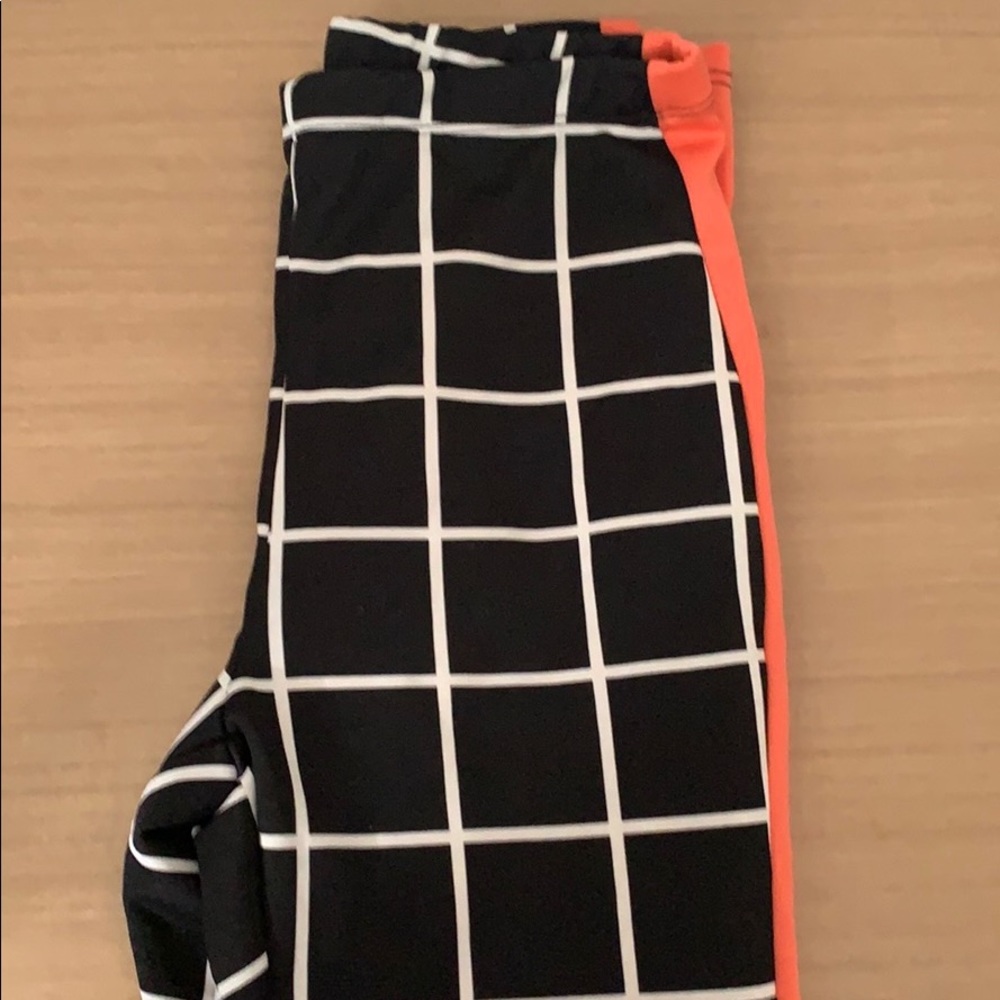 Fashion Nova Matching Set - Picture 3 of 3